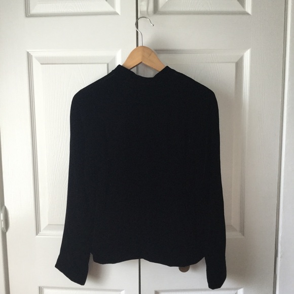 Ann Taylor Silk Blend Velvet Jacket Button Down Size 4 EUC - Picture 2 of 11
